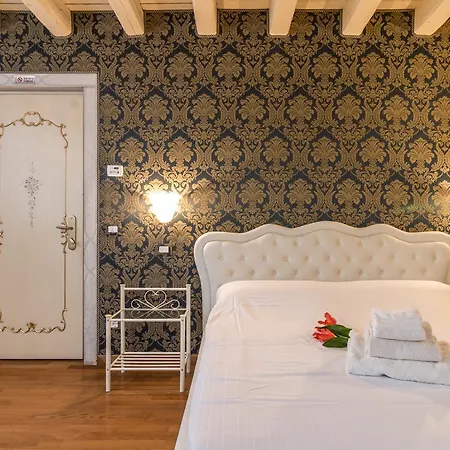 Ca' Dolcetti Villa *